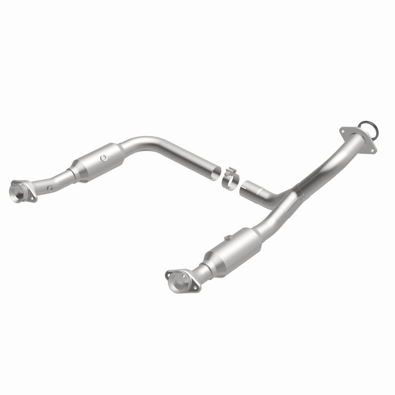 MagnaFlow OEM Grade Federal / EPA Compliant Direct-Fit Catalytic Converter 49672 360 Degree Image Set