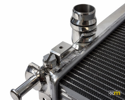 mountune 13-16 Ford Focus ST Triple Pass Radiator Upgrade MP2546-12020-AA1 MP2546-12020-AA1 Photo - Primary