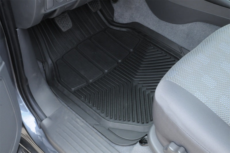 Dee Zee Deezee Universal All Season Front Floor Mat Universal (Pair) DZ90710 DZ90710 Photo - Mounted