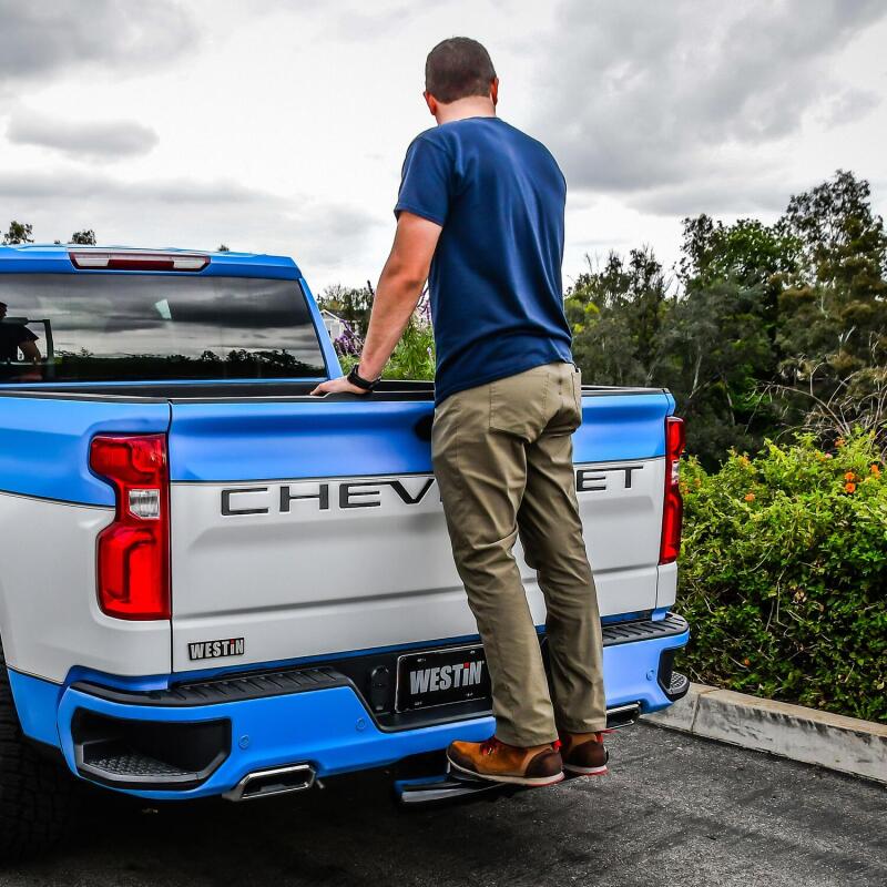 Westin PRO TRAXX 5 Hitch Step 27in Step 2in Receiver - Black 21-50015 21-50015 Photo - Mounted