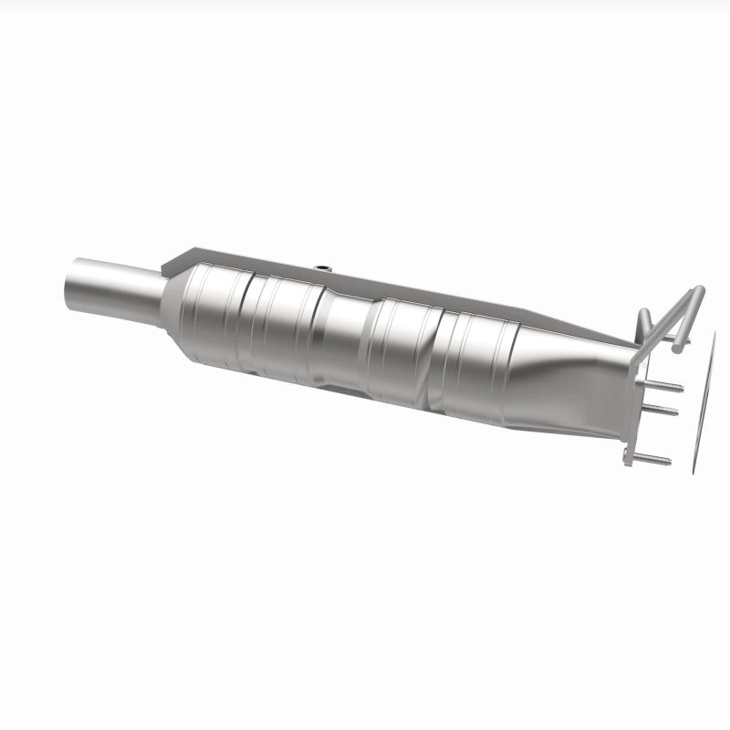Magnaflow 09-19 Ford F53 V10 6.8L Underbody 6.8L Direct Fit Catalytic Converter 280435 280435 360 Degree Image Set