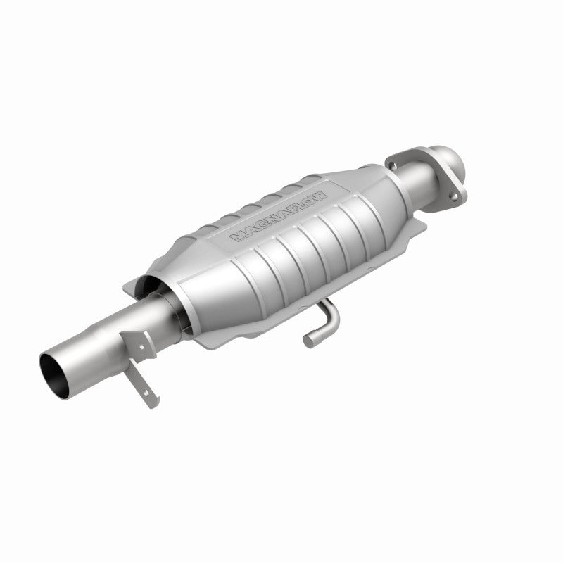 MagnaFlow Standard Grade Federal / EPA Compliant Direct-Fit Catalytic Converter 23439 360 Degree Image Set