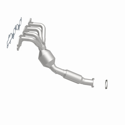 MagnaFlow Ford Focus HM Grade Federal / EPA Compliant Manifold Catalytic Converter 50391 360 Degree Image Set