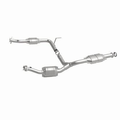 MagnaFlow HM Grade Federal / EPA Compliant Direct-Fit Catalytic Converter 93372 360 Degree Image Set