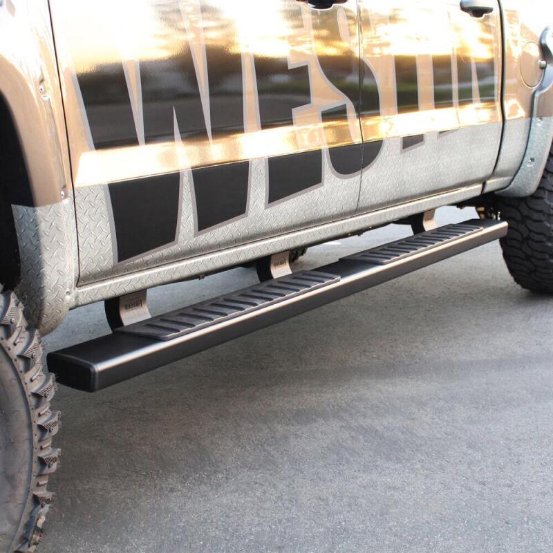 Westin R7 Nerf Step Bars 28-71045 Photo - Mounted
