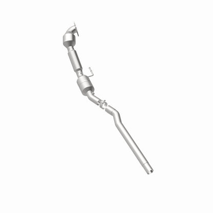 MagnaFlow Volkswagen OEM Grade Federal / EPA Compliant Direct-Fit Catalytic Converter 52380 360 Degree Image Set