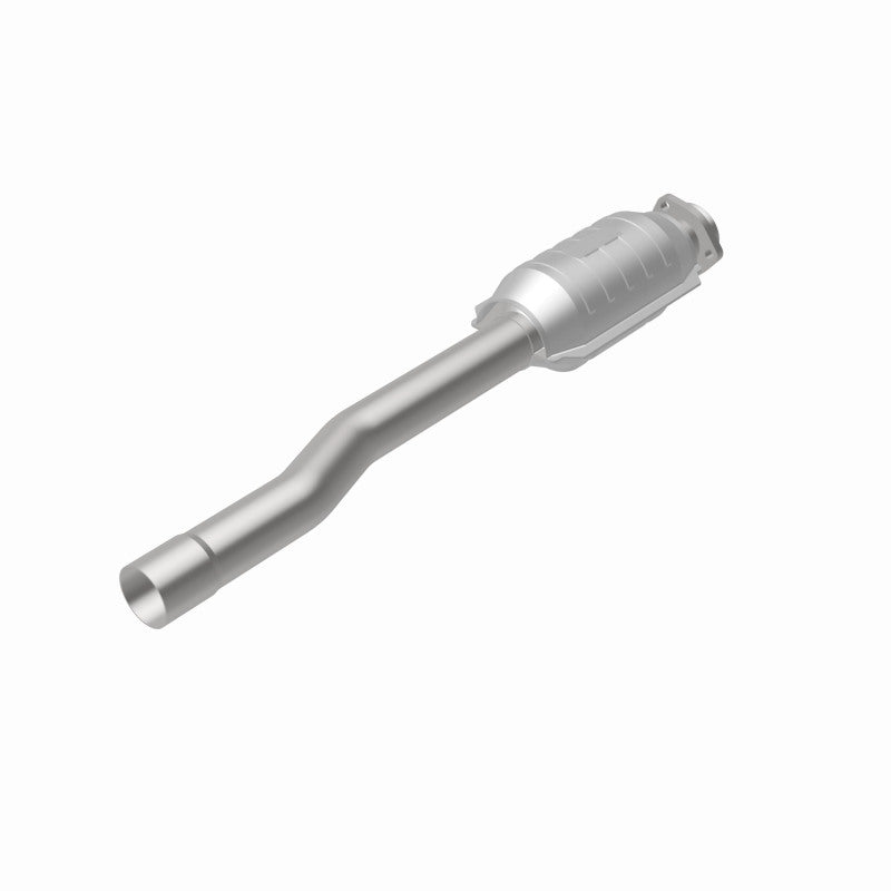 MagnaFlow Land Rover Range Rover Standard Grade Federal / EPA Compliant Direct-Fit Catalytic Converter 23826 360 Degree Image Set