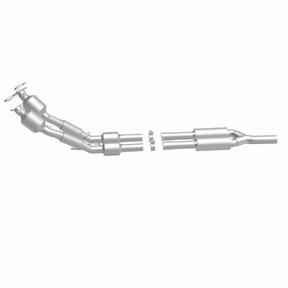 MagnaFlow Volkswagen Passat OEM Grade Federal / EPA Compliant Direct-Fit Catalytic Converter 52938 360 Degree Image Set