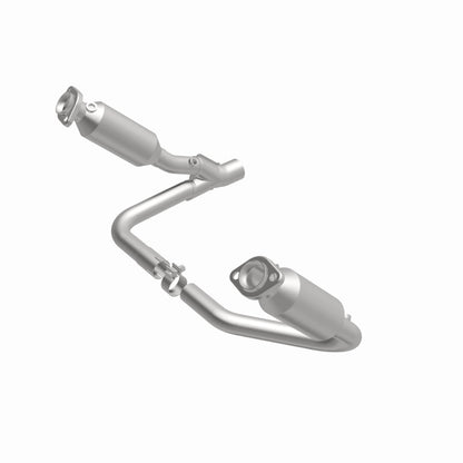 MagnaFlow Dodge Durango California Grade CARB Compliant Direct-Fit Catalytic Converter 4551832 360 Degree Image Set