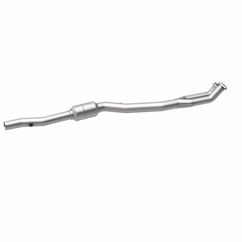 MagnaFlow BMW 840Ci HM Grade Federal / EPA Compliant Direct-Fit Catalytic Converter 24131 360 Degree Image Set