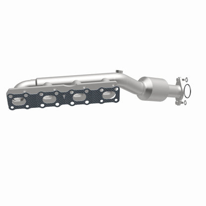 Magnaflow 2004 Nissan Titan 5.6L Direct Fit Converter 4583381 4583381 360 Degree Image Set
