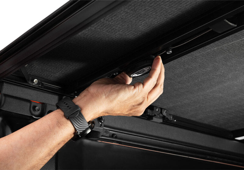 Extang 2024 Toyota Tacoma (5ft Bed) Trifecta ALX 90832 90832 Photo - Close Up