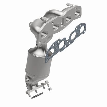 MagnaFlow Nissan California Grade CARB Compliant Manifold Catalytic Converter 5582295 360 Degree Image Set
