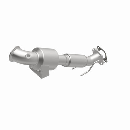 MagnaFlow Ford Focus OEM Grade Federal / EPA Compliant Direct-Fit Catalytic Converter 51633 360 Degree Image Set