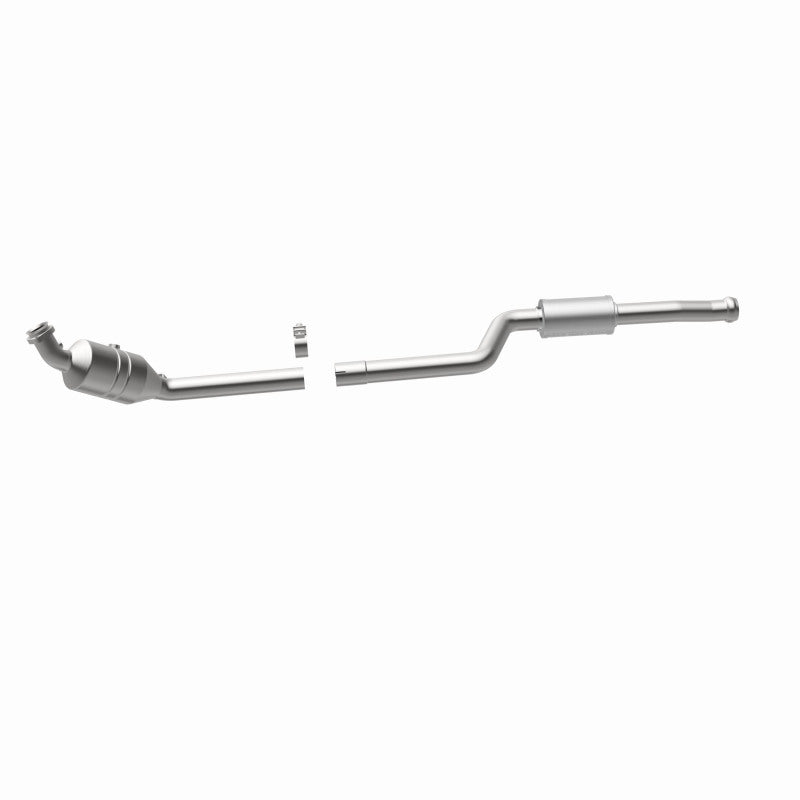 MagnaFlow Mercedes-Benz OEM Grade Federal / EPA Compliant Direct-Fit Catalytic Converter 51916 360 Degree Image Set