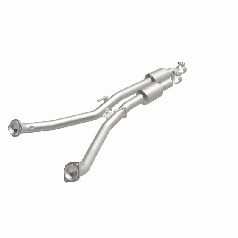 MagnaFlow Cadillac CTS OEM Grade Federal / EPA Compliant Direct-Fit Catalytic Converter 52969 360 Degree Image Set