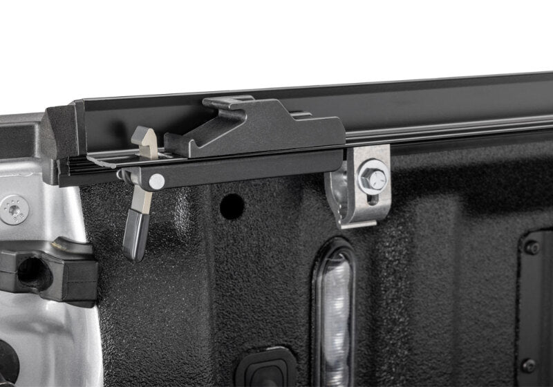 Truxedo Pro X15 15-19 Ford F-150 6'6" Bed 1498301 Photo - Close Up