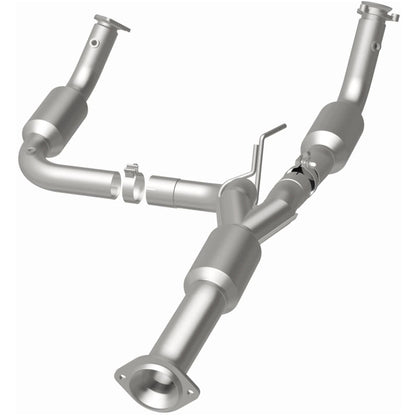 MagnaFlow California Grade CARB Compliant Direct-Fit Catalytic Converter 5582812 Photo - out of package