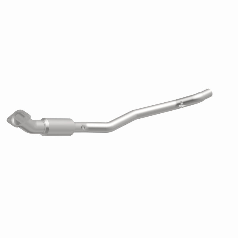 MagnaFlow California Grade CARB Compliant Direct-Fit Catalytic Converter 5561539 360 Degree Image Set