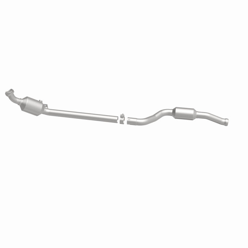 MagnaFlow Mercedes-Benz GLK350 OEM Grade Federal / EPA Compliant Direct-Fit Catalytic Converter 21-439 360 Degree Image Set