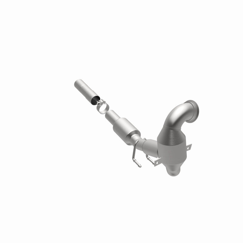 MagnaFlow OEM Grade Federal / EPA Compliant Direct-Fit Catalytic Converter 21-581 360 Degree Image Set