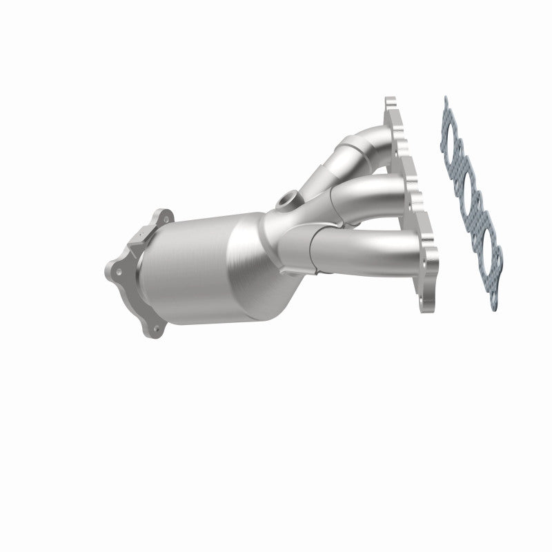 MagnaFlow Land Rover LR2 OEM Grade Federal / EPA Compliant Manifold Catalytic Converter 52167 360 Degree Image Set