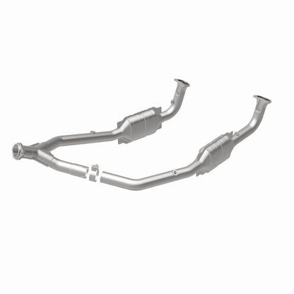 MagnaFlow Land Rover Discovery OEM Grade Federal / EPA Compliant Direct-Fit Catalytic Converter 49720 360 Degree Image Set