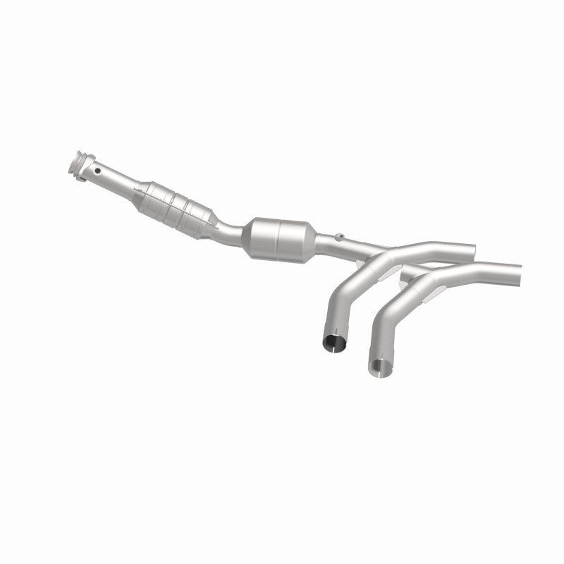 MagnaFlow Ford OEM Grade Federal / EPA Compliant Direct-Fit Catalytic Converter 51310 360 Degree Image Set
