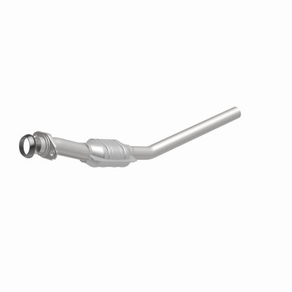 MagnaFlow Standard Grade Federal / EPA Compliant Direct-Fit Catalytic Converter 93275 360 Degree Image Set