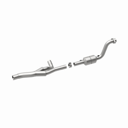 MagnaFlow Dodge Durango HM Grade Federal / EPA Compliant Direct-Fit Catalytic Converter 93252 360 Degree Image Set