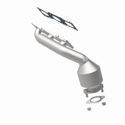 MagnaFlow Kia Sorento OEM Grade Federal / EPA Compliant Manifold Catalytic Converter 52310 360 Degree Image Set