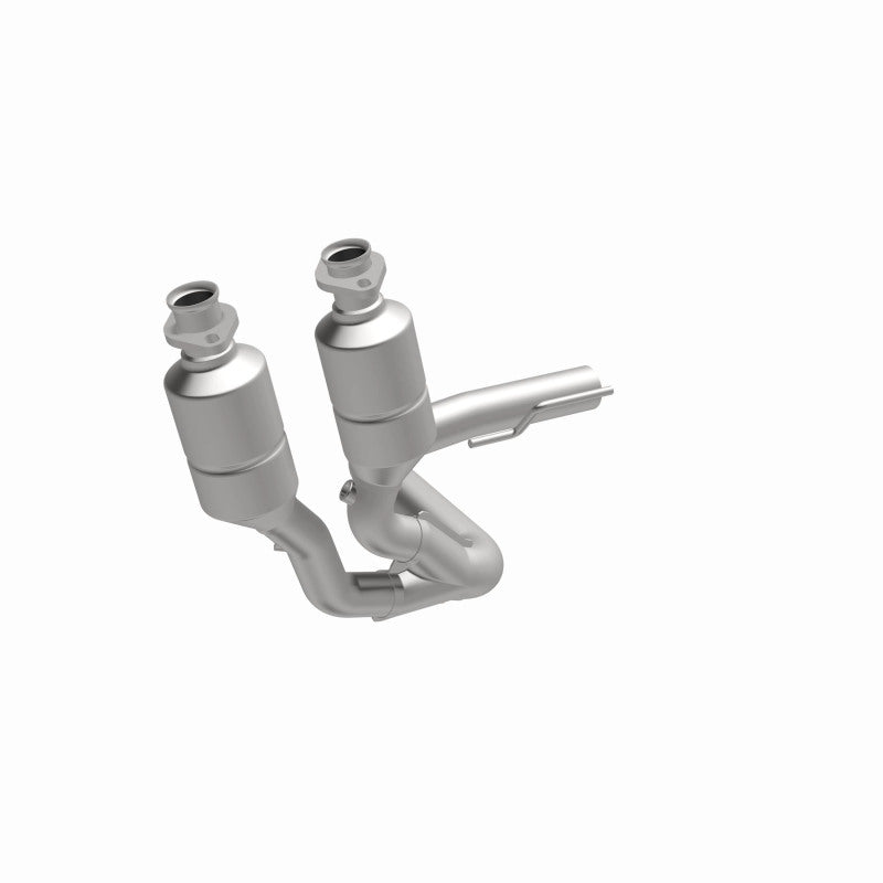 MagnaFlow Jeep Grand Cherokee OEM Grade Federal / EPA Compliant Direct-Fit Catalytic Converter 49744 360 Degree Image Set