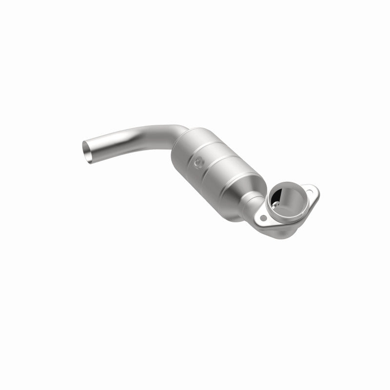 MagnaFlow Ford F-150 OEM Grade Federal / EPA Compliant Direct-Fit Catalytic Converter 49409 360 Degree Image Set