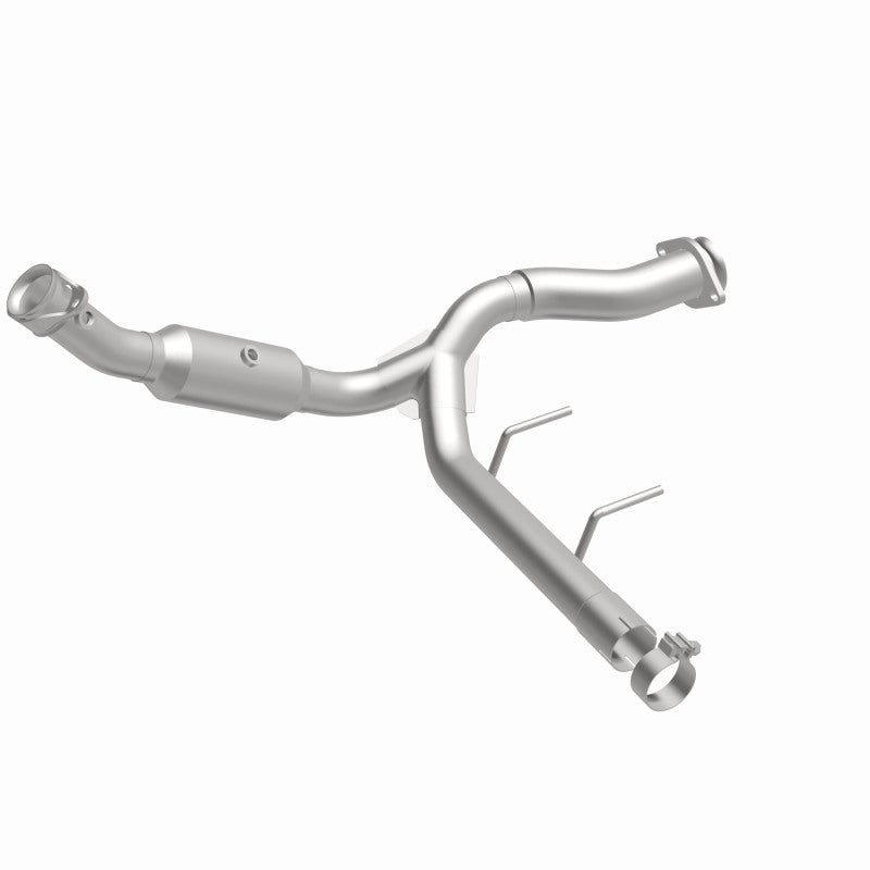 MagnaFlow Ford F-150 OEM Grade Federal / EPA Compliant Direct-Fit Catalytic Converter 21-470 360 Degree Image Set
