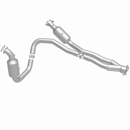Magnaflow Conv DF 2015-2017 Transit-150 V6 3.5 OEM Underbody 21-710 21-710 360 Degree Image Set