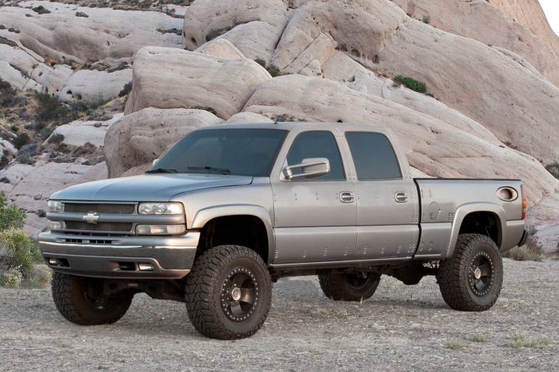 Fabtech 6" RTS System w/ Dirt Logic Shocks K1045DL Photo - lifestyle view