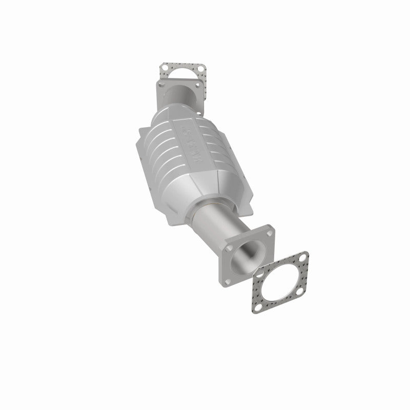 MagnaFlow Chevrolet Standard Grade Federal / EPA Compliant Direct-Fit Catalytic Converter 93426 360 Degree Image Set