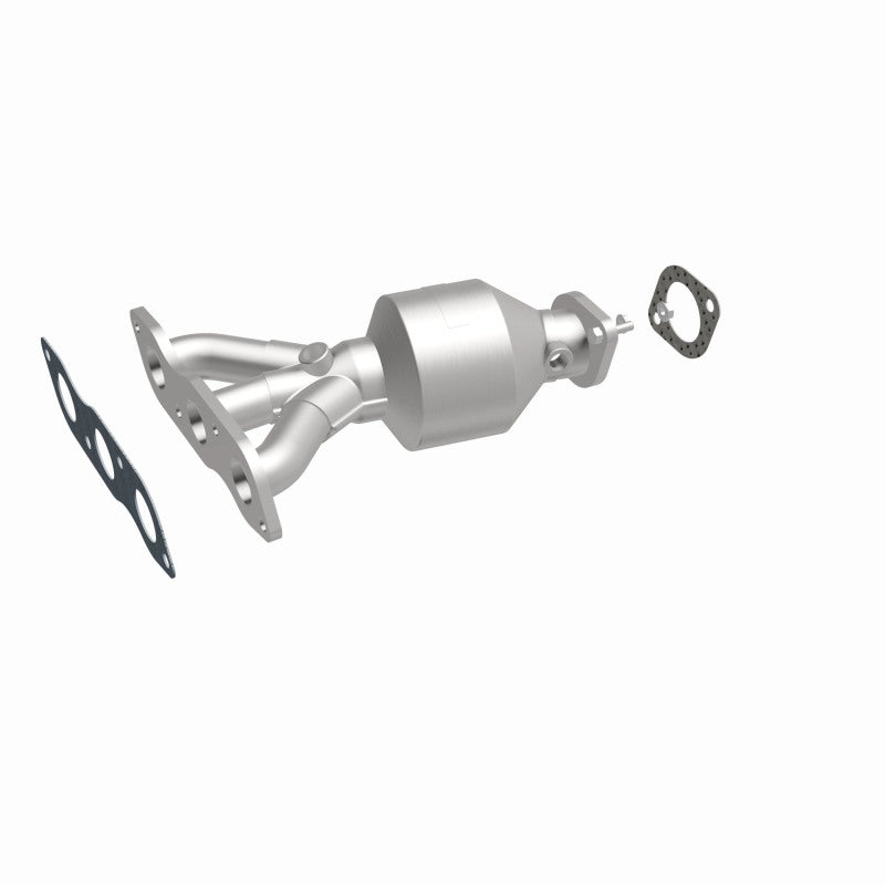 MagnaFlow Mitsubishi Outlander OEM Grade Federal / EPA Compliant Manifold Catalytic Converter 51772 360 Degree Image Set