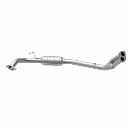 MagnaFlow Isuzu HM Grade Federal / EPA Compliant Direct-Fit Catalytic Converter 24040 360 Degree Image Set