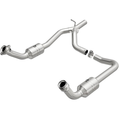 MagnaFlow Ford OEM Grade Federal / EPA Compliant Direct-Fit Catalytic Converter 52153 Photo - Primary