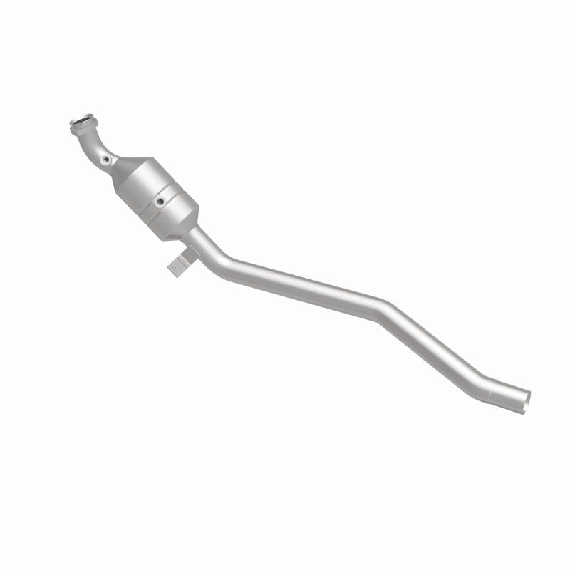 MagnaFlow Mercedes-Benz R350 OEM Grade Federal / EPA Compliant Direct-Fit Catalytic Converter 52177 360 Degree Image Set