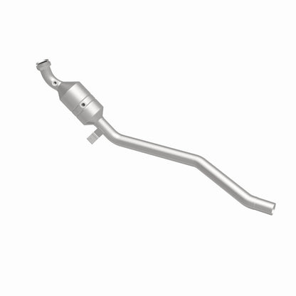 MagnaFlow Mercedes-Benz R350 OEM Grade Federal / EPA Compliant Direct-Fit Catalytic Converter 52177 360 Degree Image Set