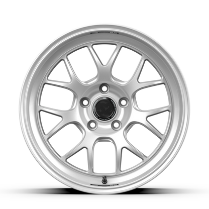 fifteen52 Apex RSR 18x9.5 5x120 22mm ET 72.56mm Center Bore Radiant Silver RSARS-89552+22 RSARS-89552+22 User 1