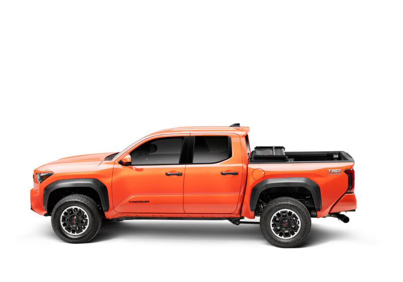 Extang 2024 Toyota Tacoma (5ft Bed) Trifecta Signature 2.0 94832 94832 Photo - Mounted