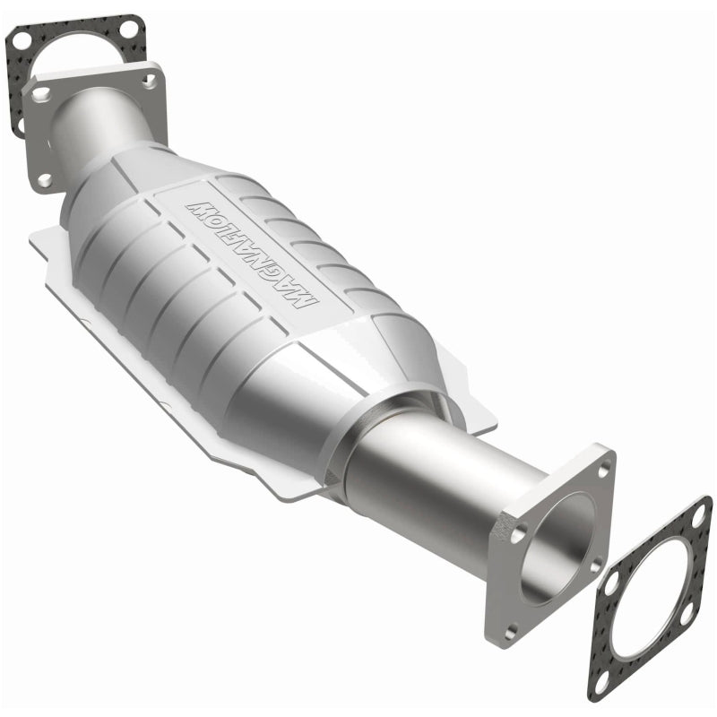MagnaFlow Chevrolet California Grade CARB Compliant Direct-Fit Catalytic Converter 3322430 Photo - out of package