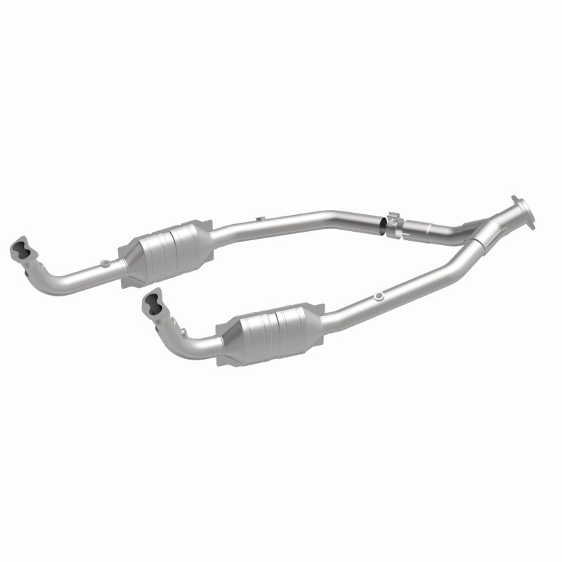 MagnaFlow Land Rover Discovery HM Grade Federal / EPA Compliant Direct-Fit Catalytic Converter 93689 360 Degree Image Set