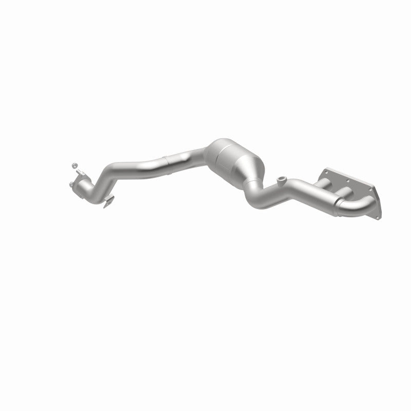 MagnaFlow Audi A8 Quattro OEM Grade Federal / EPA Compliant Manifold Catalytic Converter 51160 360 Degree Image Set