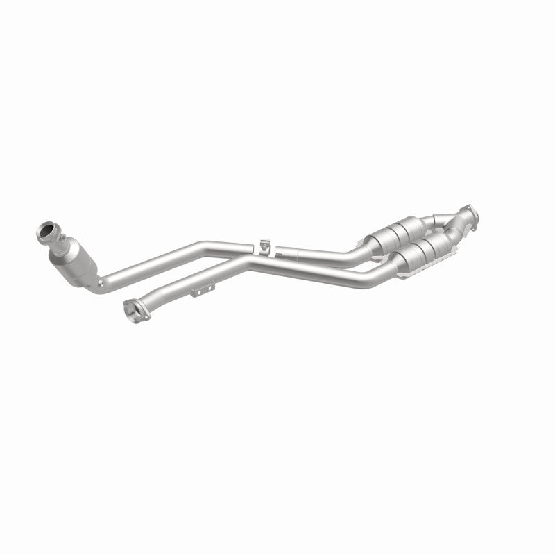 MagnaFlow Mercedes-Benz HM Grade Federal / EPA Compliant Direct-Fit Catalytic Converter 24044 360 Degree Image Set