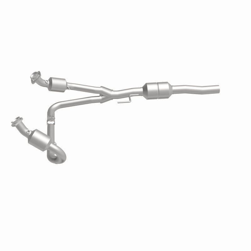 MagnaFlow Dodge Durango OEM Grade Federal / EPA Compliant Direct-Fit Catalytic Converter 51348 360 Degree Image Set