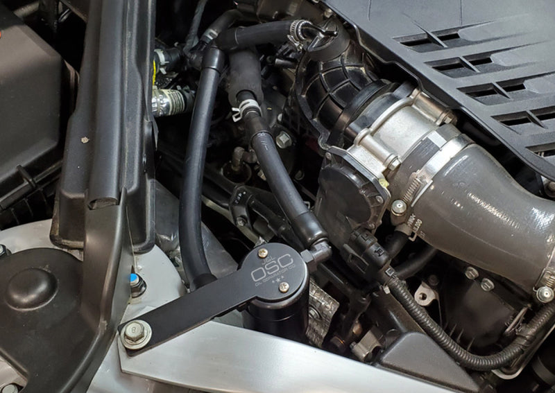 J&L 18-22 Kia Stinger GT 3.3TT Passenger Side Oil Separator 3.0 - Black Anodized 3106P-B 3106P-B Photo - Mounted